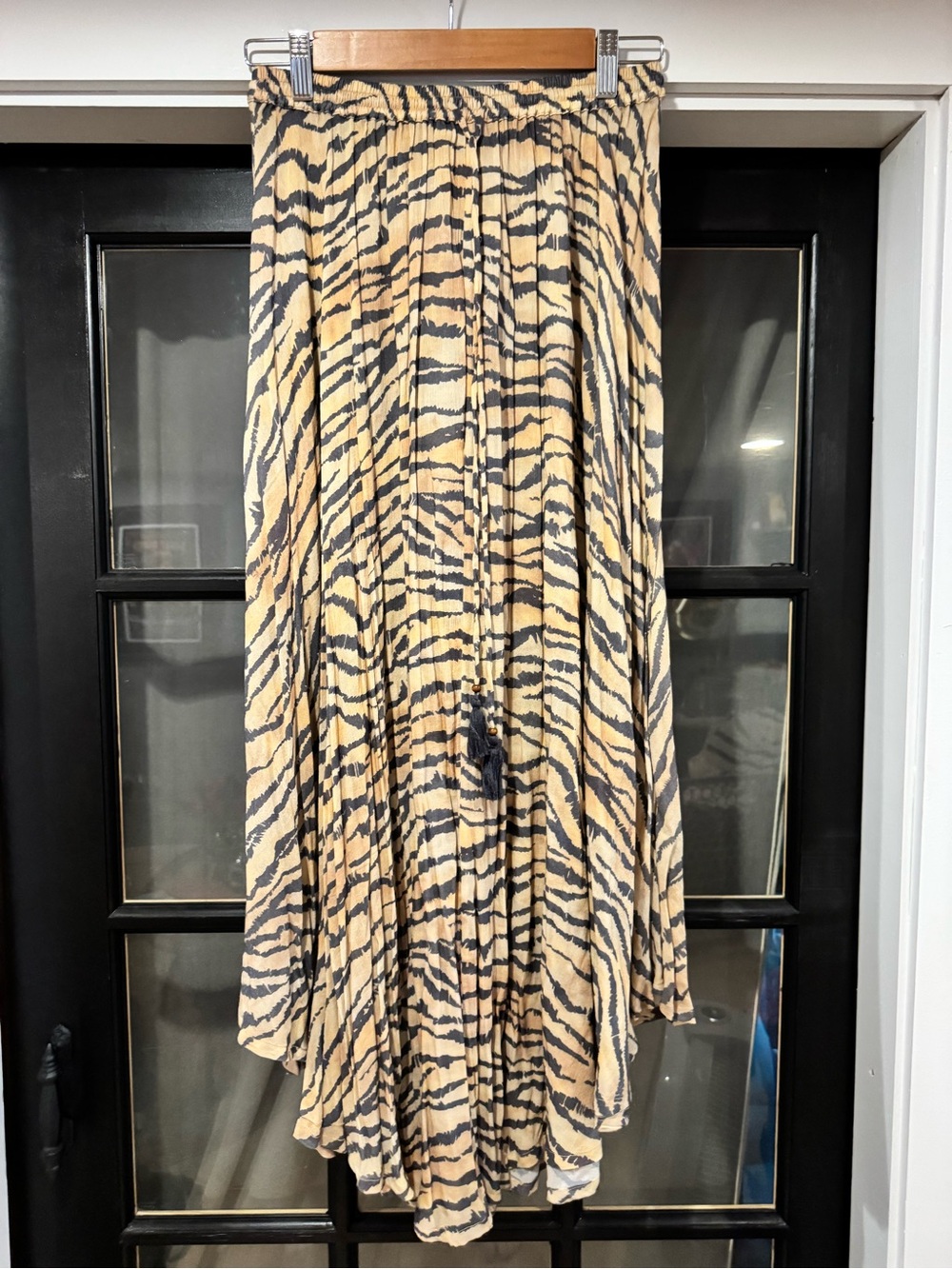 Spell Banskia Beige/Black skirt small - Picture 4 of 4